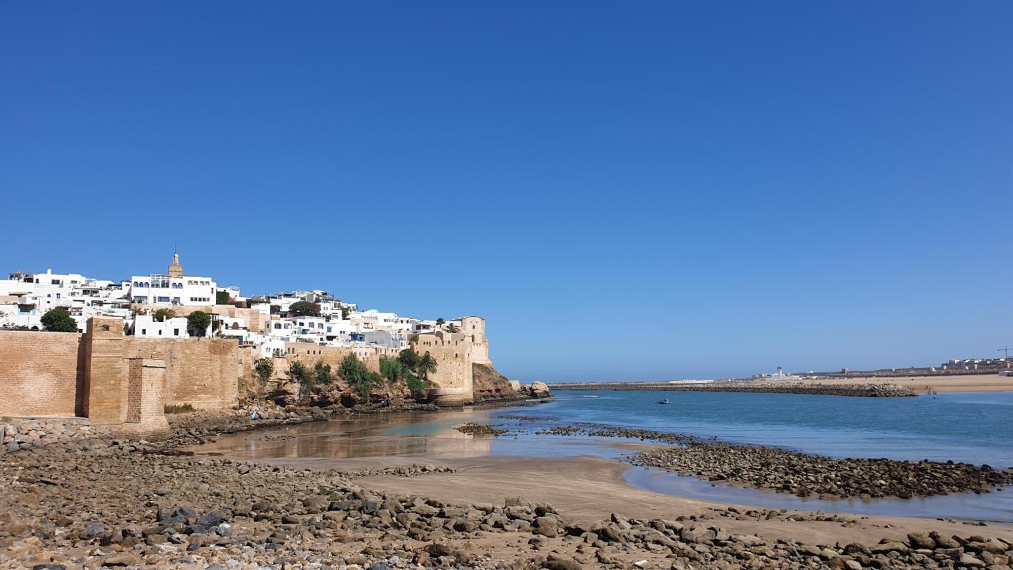 Appartement Agreable Avec 2 Tres Belles Terrasses Au Coeur De Rabat Exterior photo